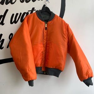 Reversible bomber size large